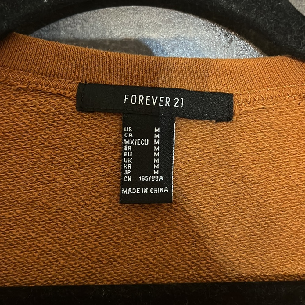 Cozy Burt Orange Over Size Forever21 Cardigan with Pockets - Picture 6 of 6